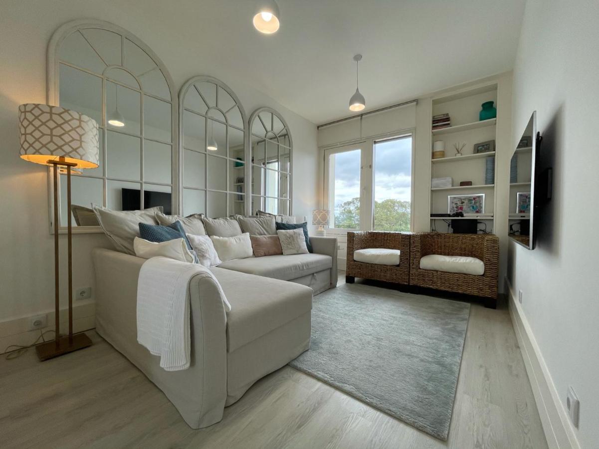 Beautiful Penthouse Apartment With Terrace - 4 Minute Walk To The Beach ترويا المظهر الخارجي الصورة