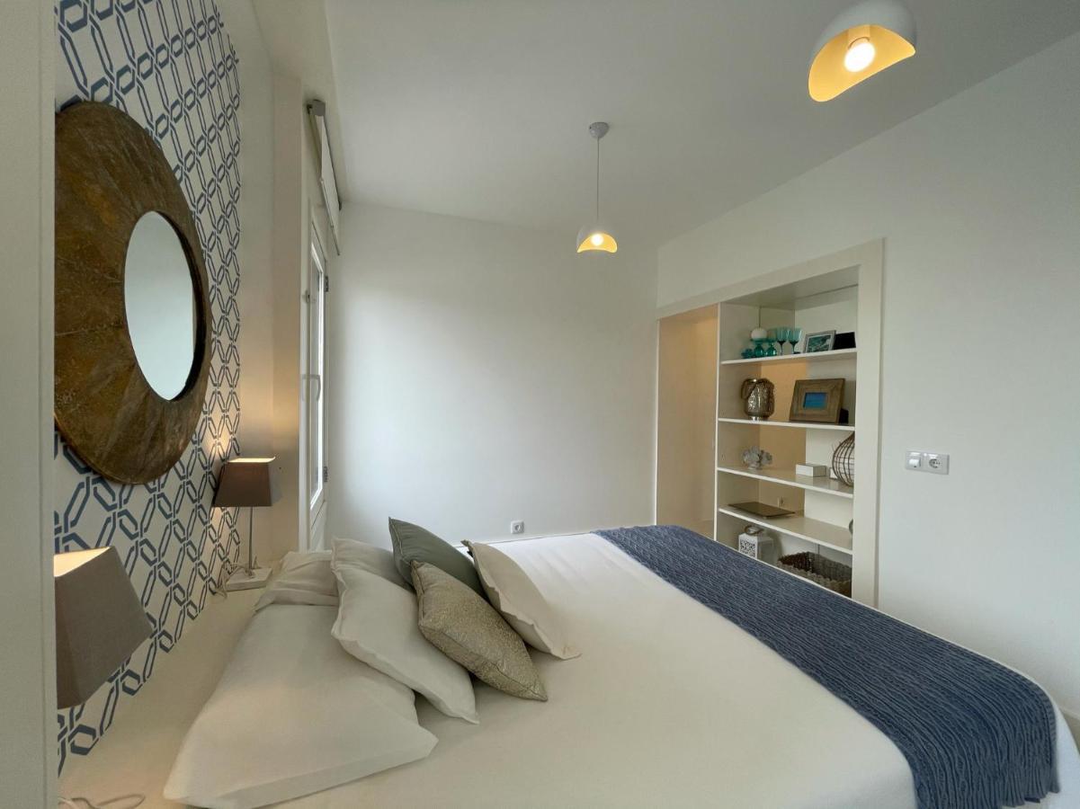 Beautiful Penthouse Apartment With Terrace - 4 Minute Walk To The Beach ترويا المظهر الخارجي الصورة